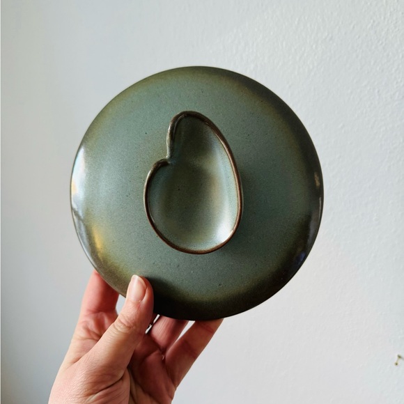 Frankoma 4w Prairie Green Casserole Bean Crock Pot With Lid - Picture 4 of 12